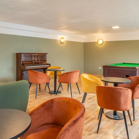 Otter Connemara 旅馆 里南