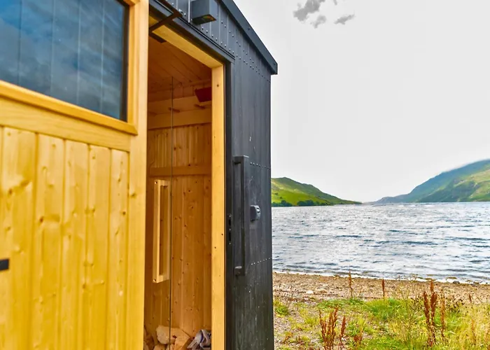 Otter Connemara Leenaun