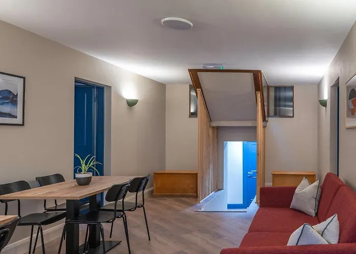 Otter Connemara * Leenaun