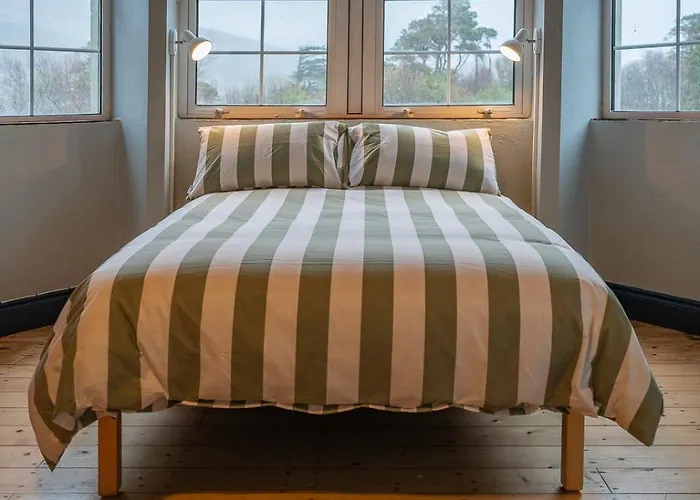 Otter Connemara Leenaun